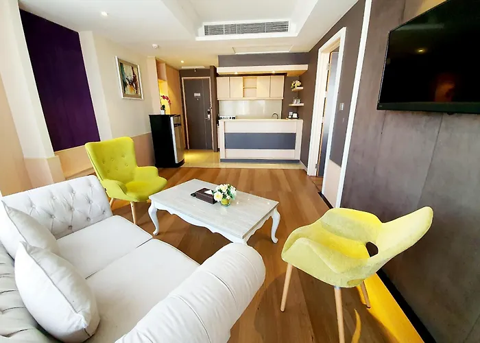 Hotel The Bazaar - Mrt Lat Phrao Ratchadapisek Bangkok
